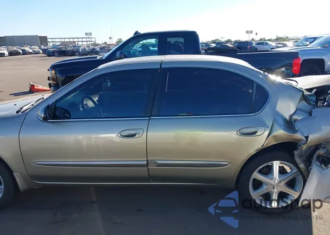 2002 Infiniti I35 Luxury from USA, damaged, VIN JNKDA31A72T018342